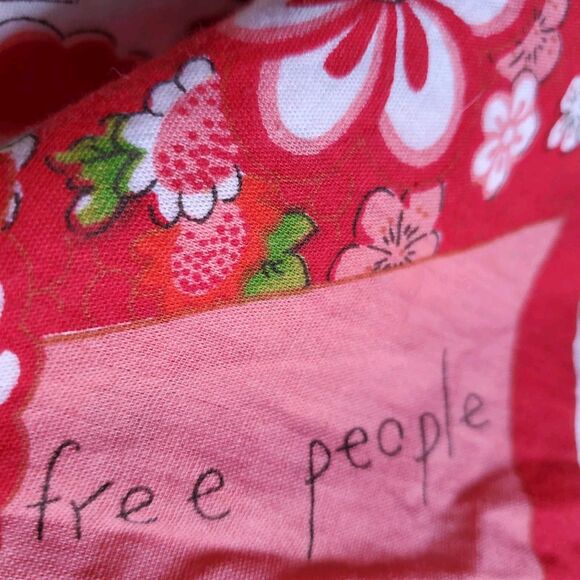 Lg FREE PEOPLE Crossbody Hippie Boho Pouch Bag - Picture 10 of 11